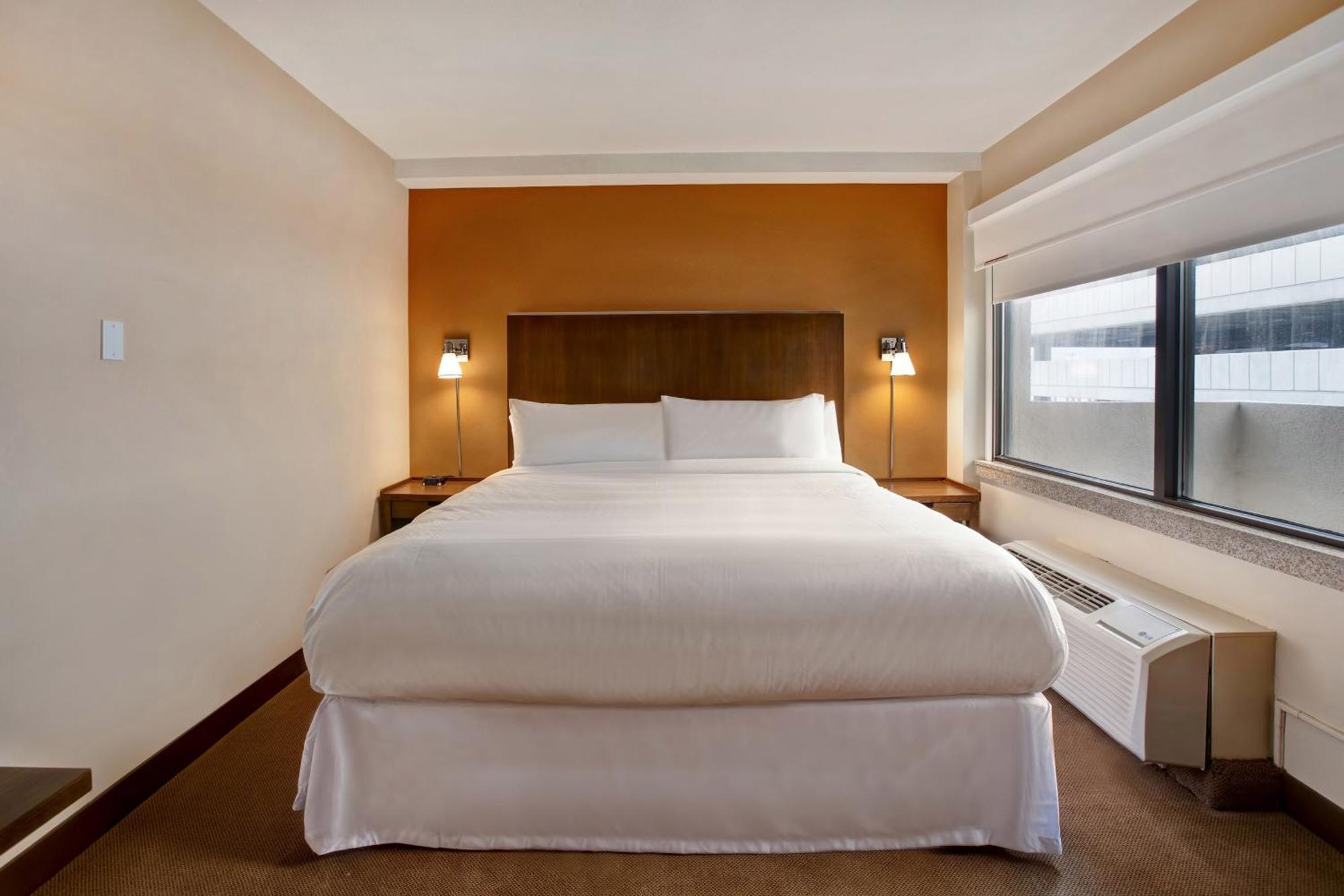 Four Points By Sheraton Peoria Buitenkant foto